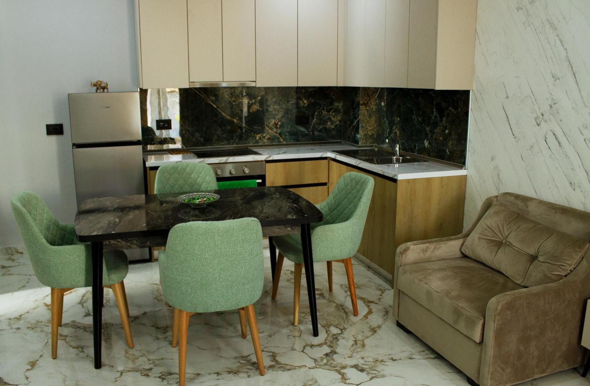 Day Lux Appartement Saranda